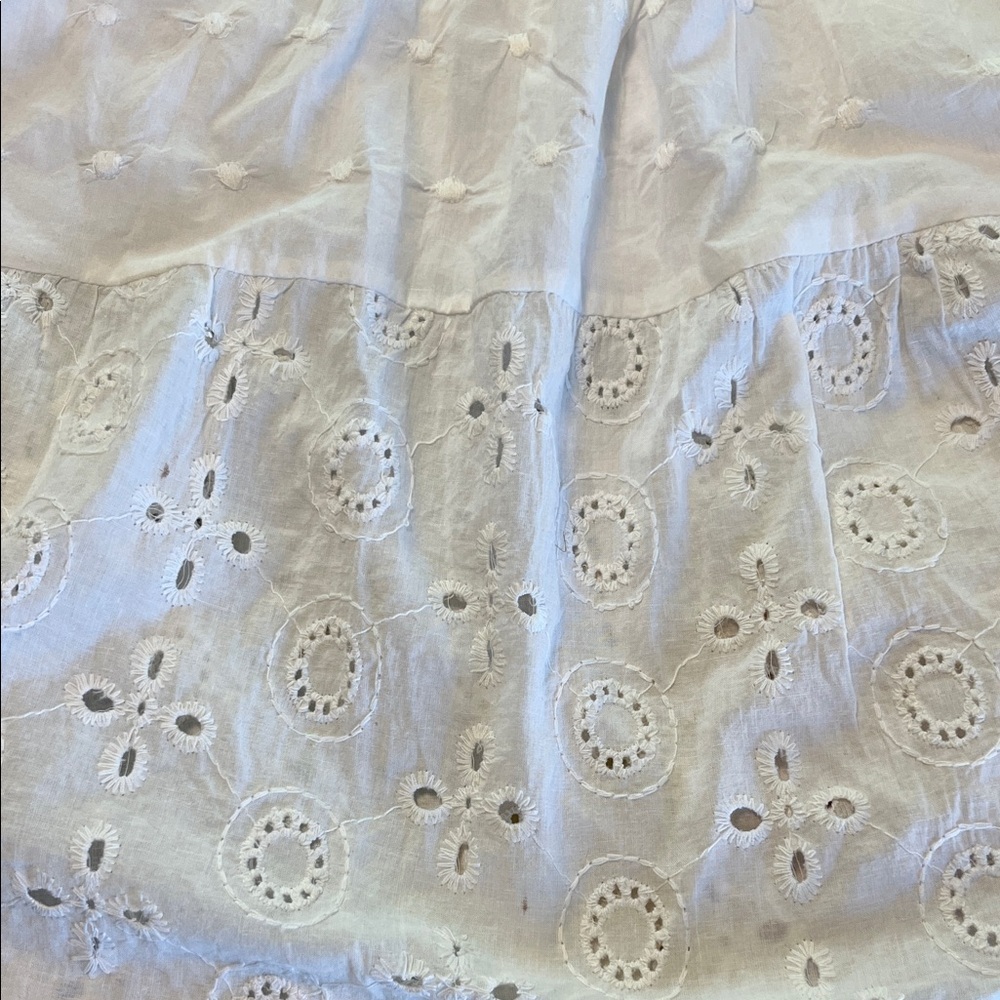 Elegant White Eyelet A-Line Skirt New with tag - Picture 2 of 9